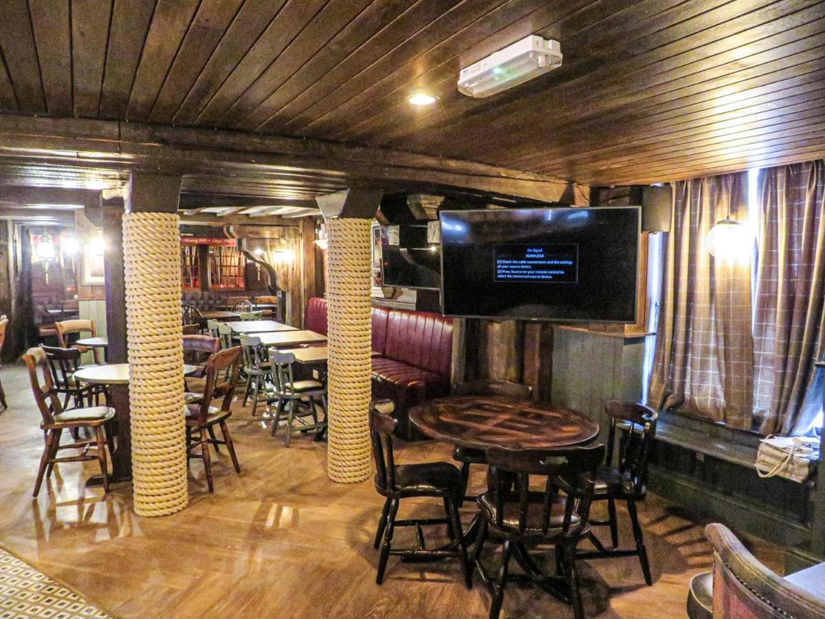 韦茅斯 The Spice Ship酒店 外观 照片